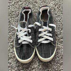 Grey Madeline No Tie Laced Sneakers